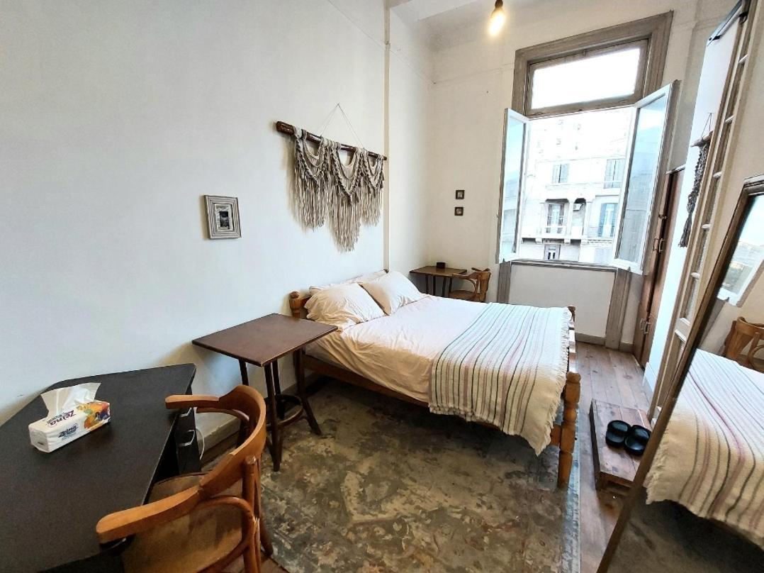 Arab Hostel, Welcoming All Solo And Groups Travellers But, Unmarried Couples Not Allowed Alexandria Kültér fotó