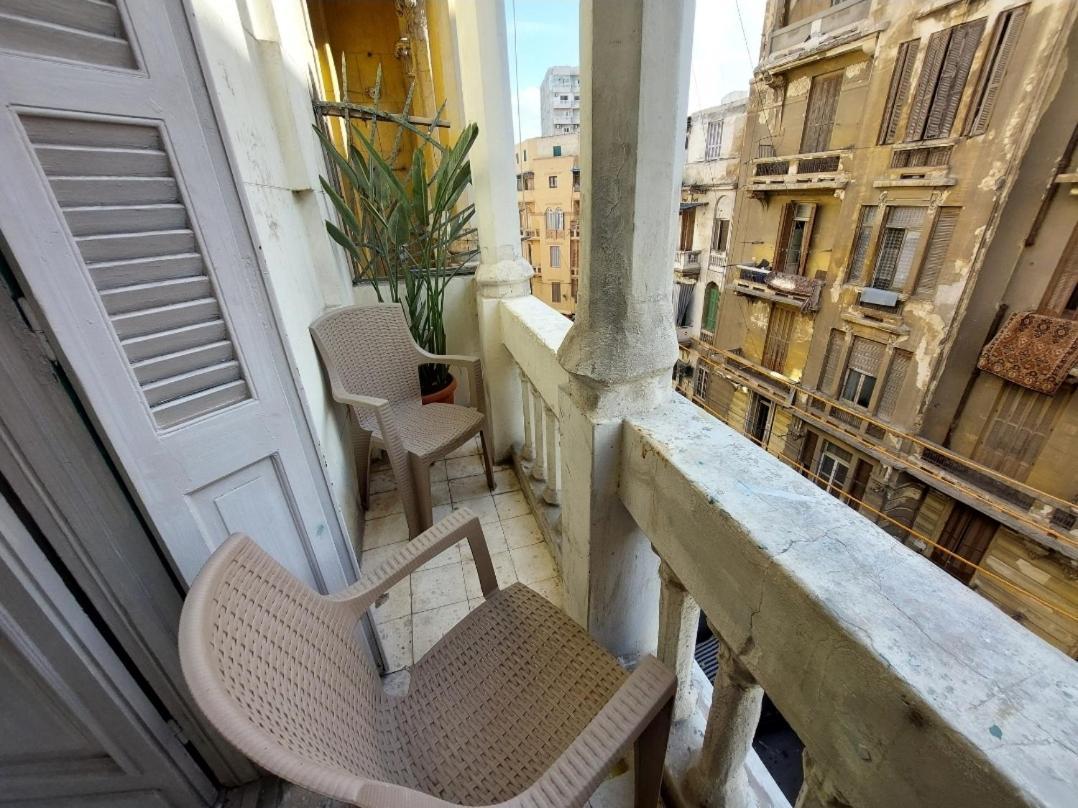 Arab Hostel, Welcoming All Solo And Groups Travellers But, Unmarried Couples Not Allowed Alexandria Kültér fotó