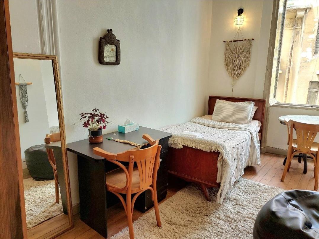 Arab Hostel, Welcoming All Solo And Groups Travellers But, Unmarried Couples Not Allowed Alexandria Kültér fotó