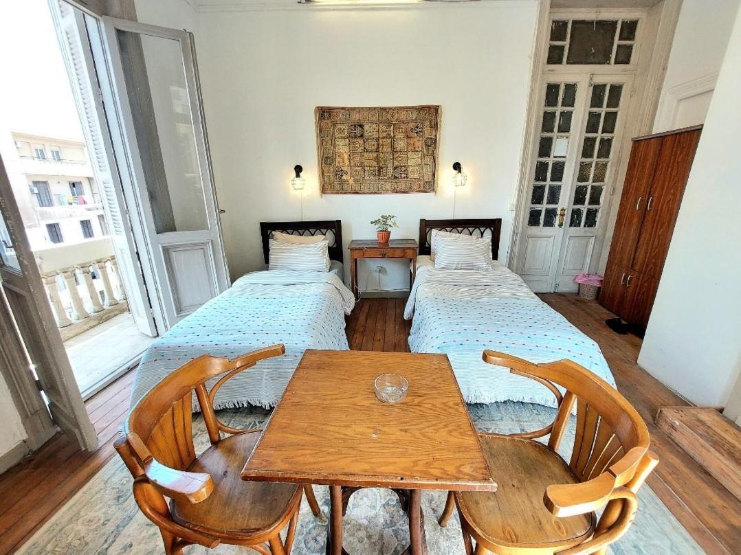 Arab Hostel, Welcoming All Solo And Groups Travellers But, Unmarried Couples Not Allowed Alexandria Kültér fotó
